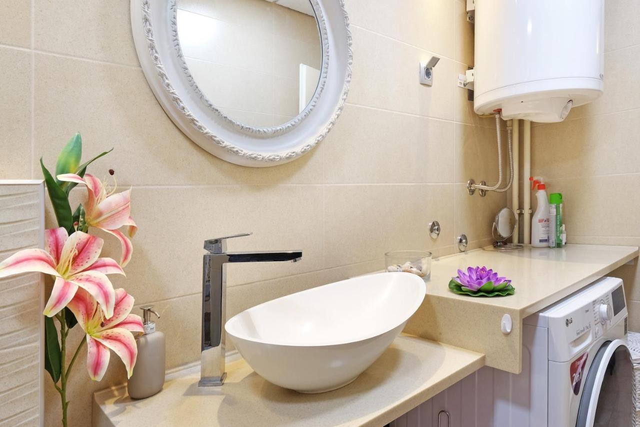 Paradise Starry Suite-City Center Beograd Bagian luar foto